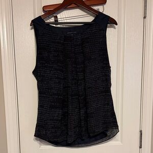 Adrianna Papell Black and Navy Sleeveless Blouse